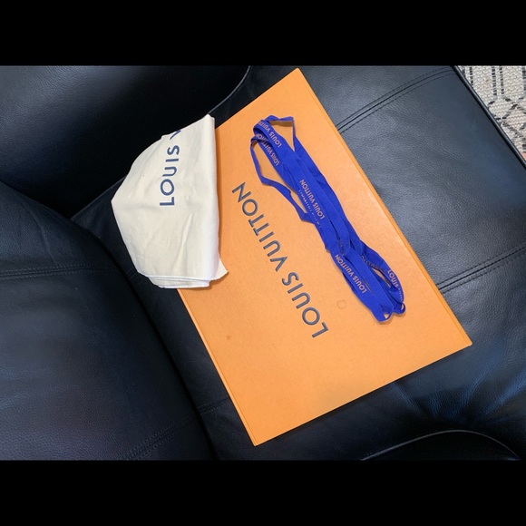 ✨repost✨Louis Vuitton Mini Backpack Lockme - Picture 15 of 16